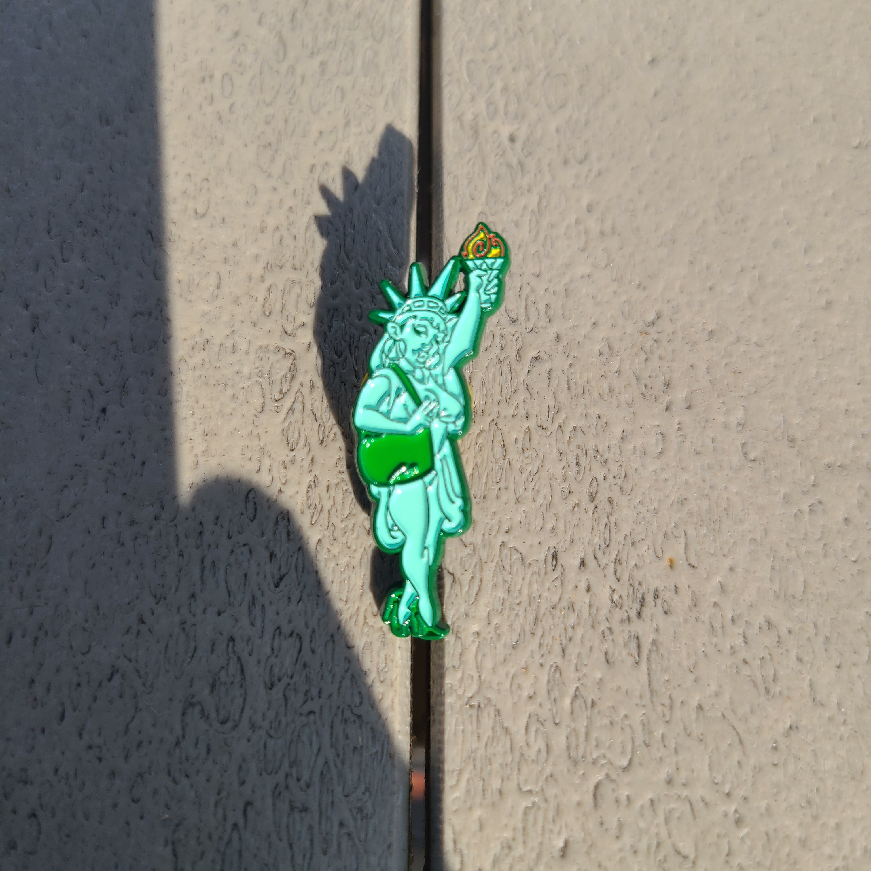 Liberty Bae:Pin