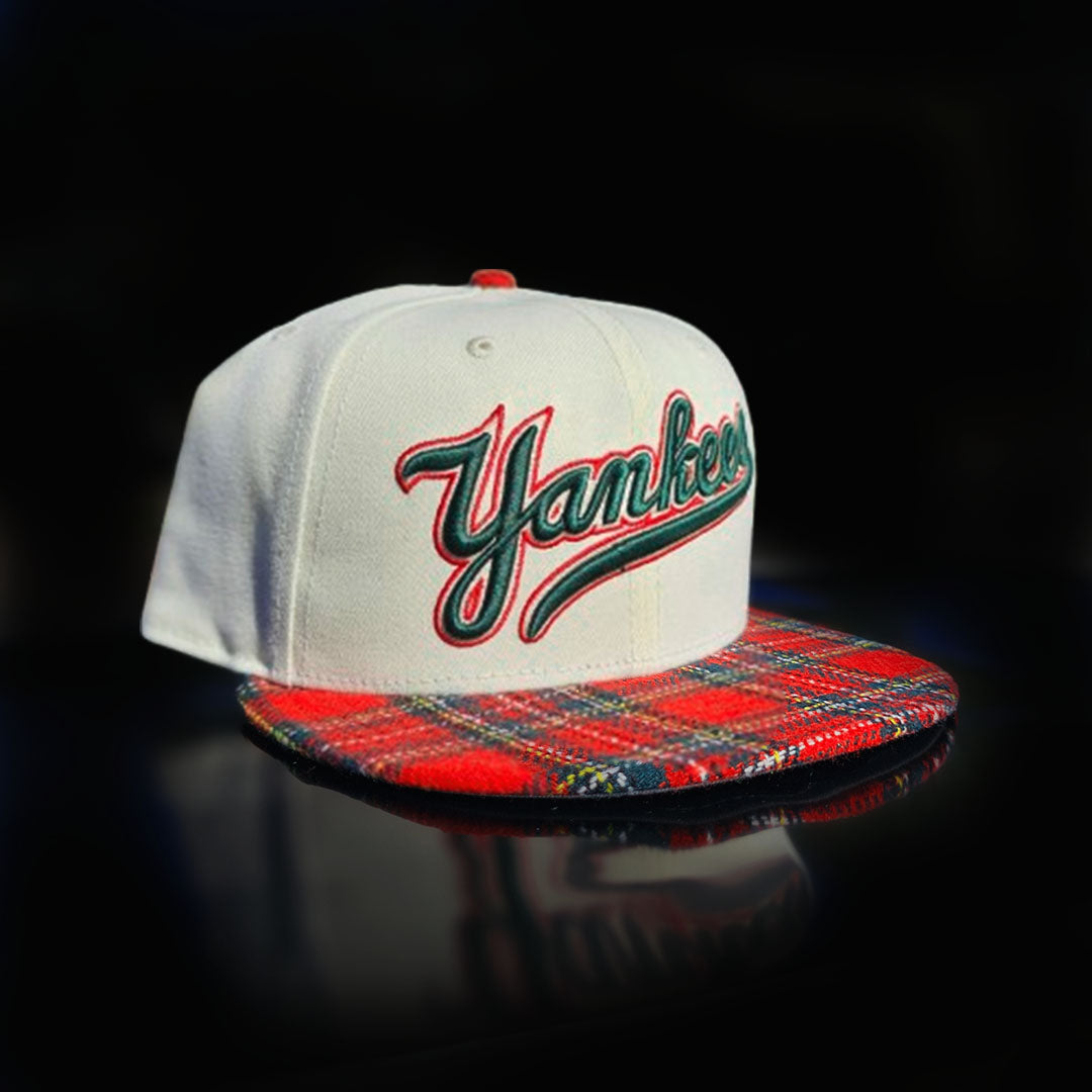 NY Yankees New Era Plaid Brim Christmas 9fifty