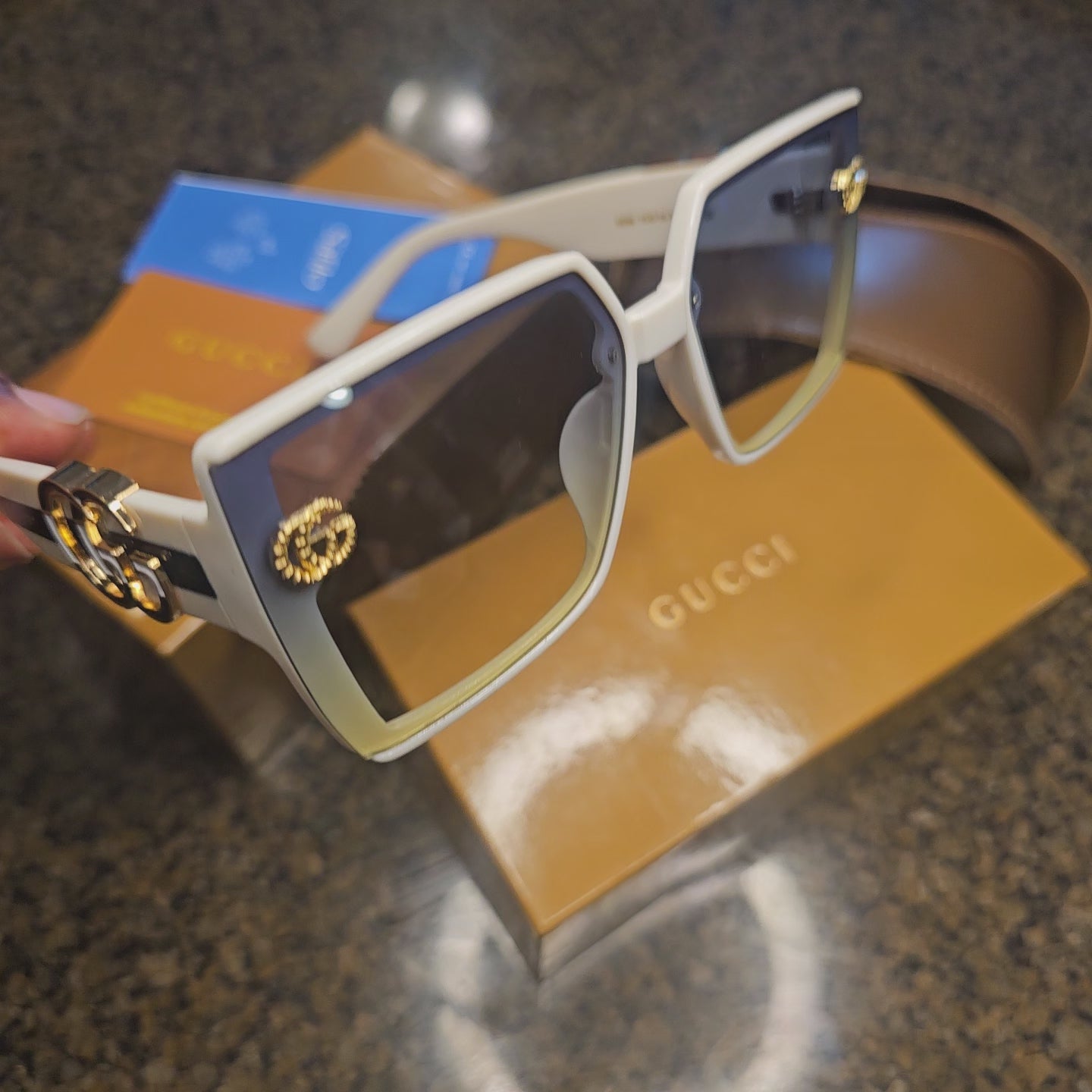 Load video: Gucci Square Women's Sunglasses