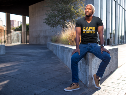 CAPS & KICKS: Gold Bold