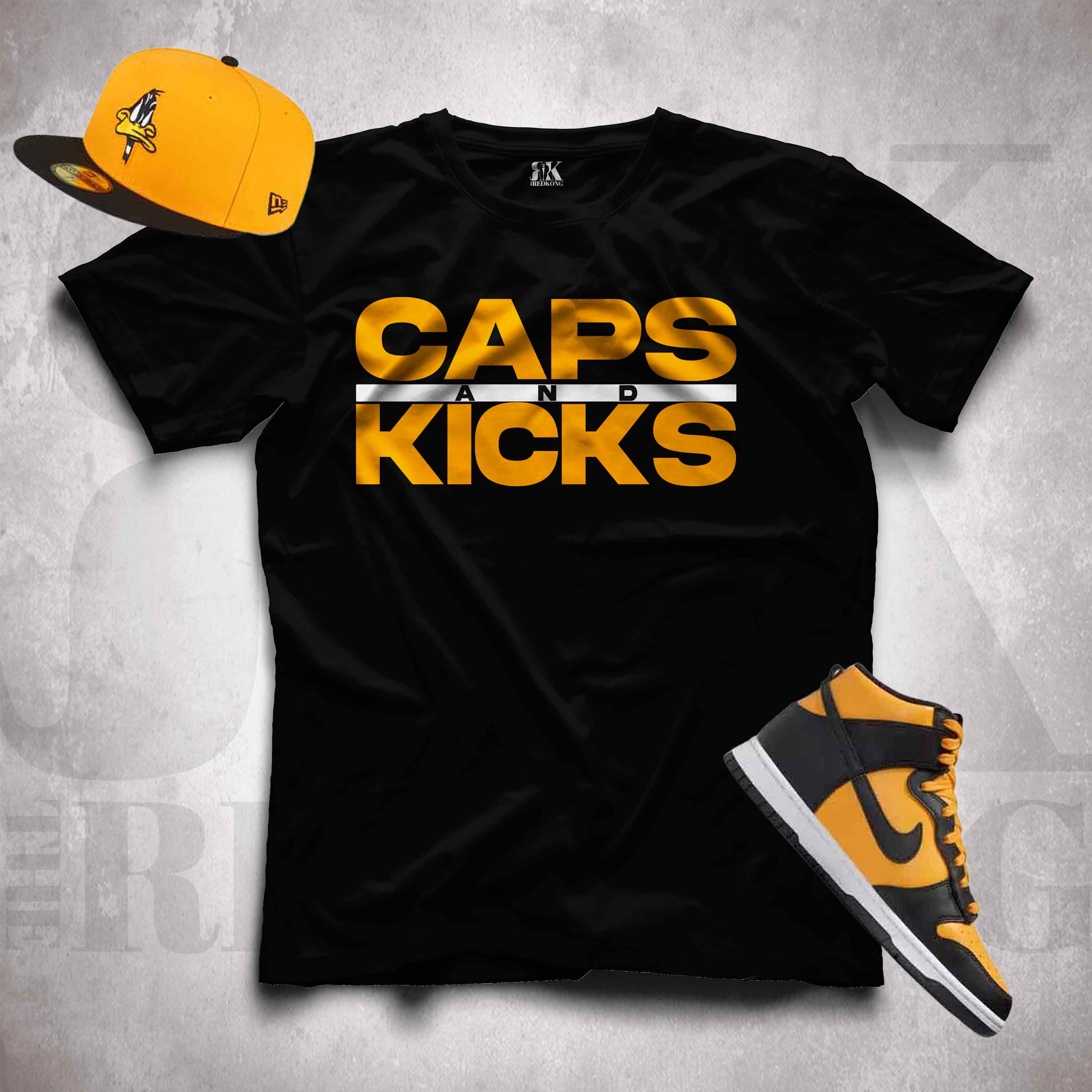 CAPS & KICKS: Gold Bold