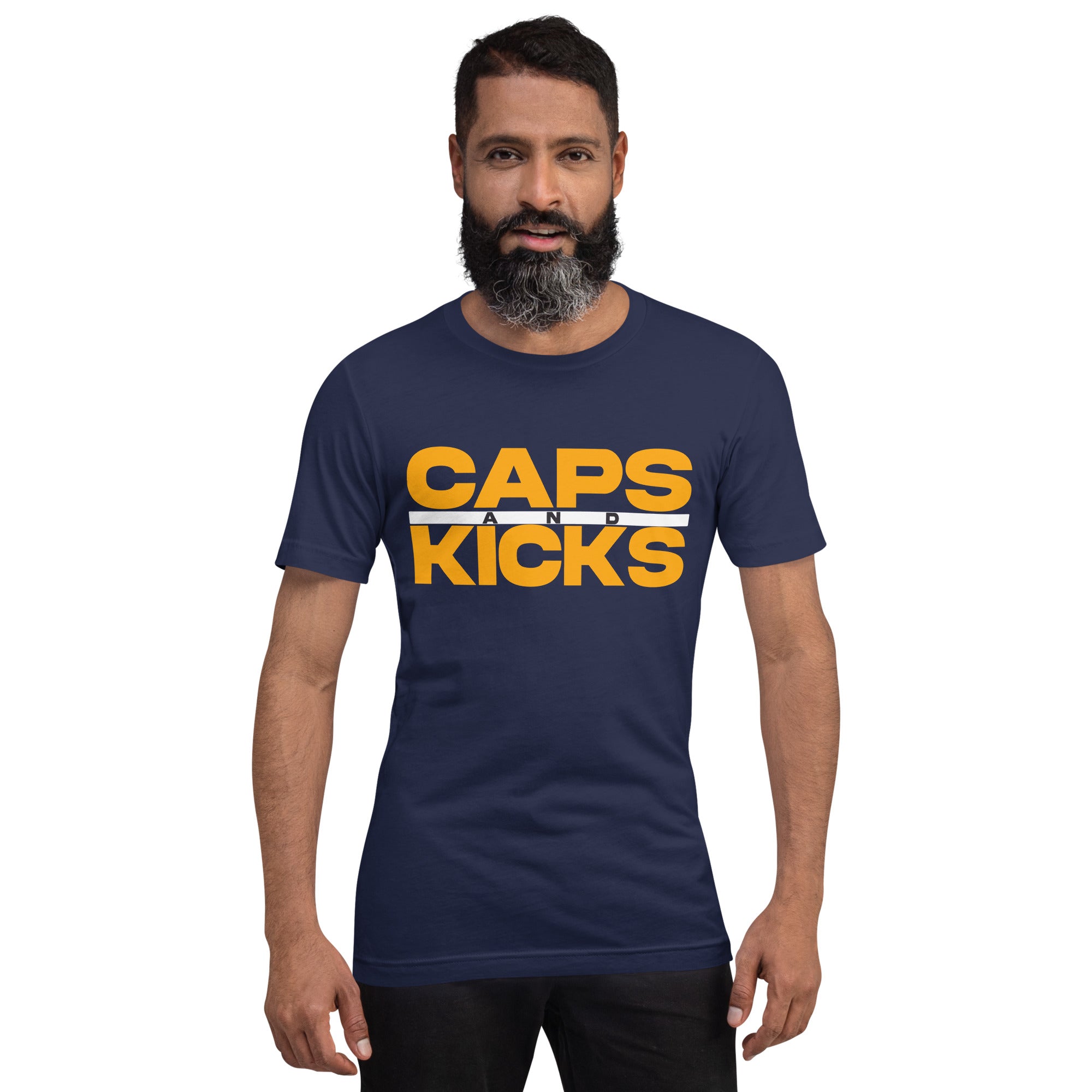 CAPS & KICKS: Gold Bold